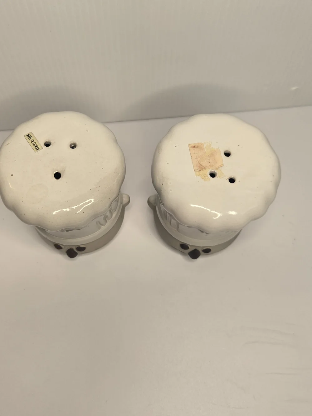 Chef Hat Ceramic Salt and Pepper Shakers - White